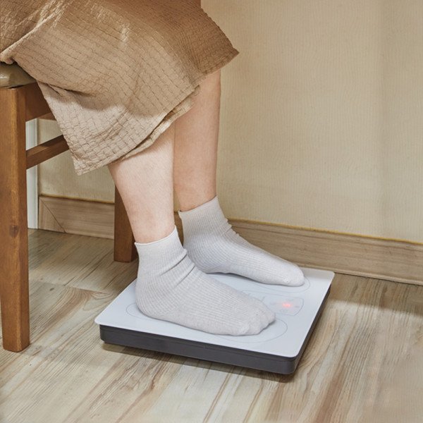 에어렉스 발히터 사무실 미니 전기 발 난로 AFH-027